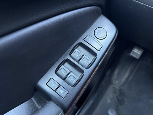 Used 2019 Chevrolet Tahoe LS AWD/4WD image 37