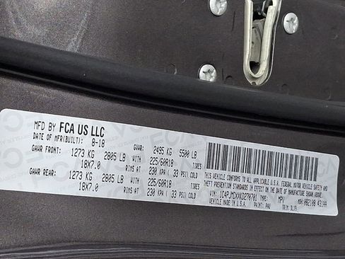 Used 2019 Jeep Cherokee Limited w/ Technology Group image 27