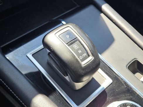 Used 2024 Mitsubishi Outlander SE AWD/4WD image 24