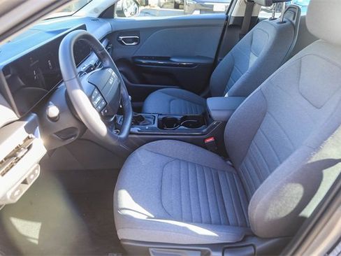Used 2025 Kia K4 EX image 18