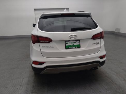 Used 2017 Hyundai Santa Fe Sport image 6