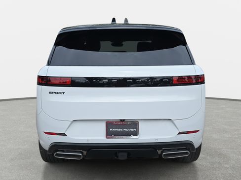 New 2025 Land Rover Range Rover Sport Dynamic SE image 6
