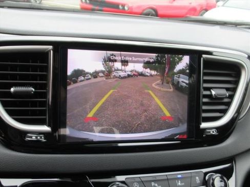 New 2026 Chrysler Voyager LX image 23