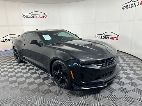 Used 2022 Chevrolet Camaro LT image 9