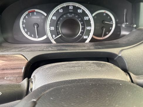 Used 2017 Honda Accord EX-L image 7
