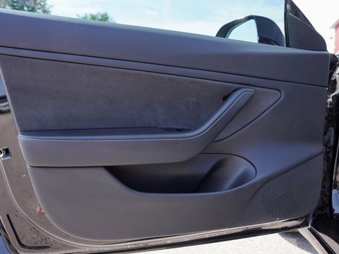 Used 2019 Tesla Model 3 Long Range image 11