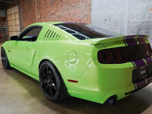 Used 2013 Ford Mustang GT Premium w/ Brembo Brake Pkg RWD image 17