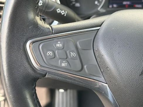 Used 2019 Chevrolet Equinox LT FWD image 25