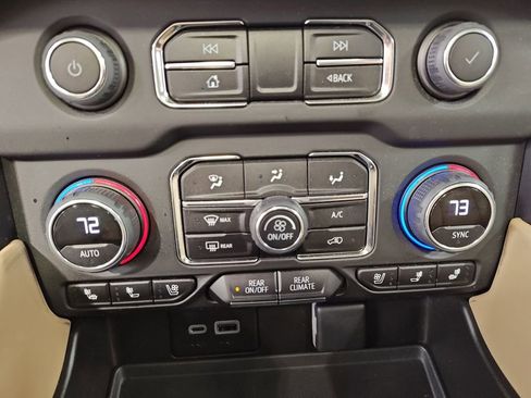 Used 2023 Chevrolet Tahoe Premier w/ Premium Package 2 image 26