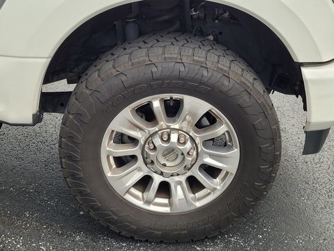 Used 2021 Ford F350 Limited AWD/4WD image 10