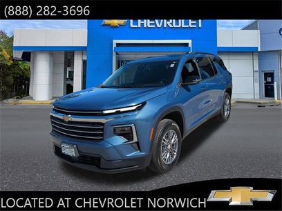 Certified 2025 Chevrolet Traverse LT