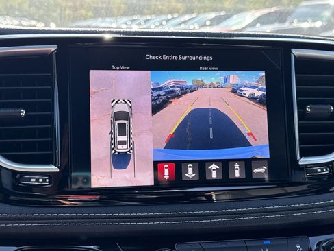 New 2026 Chrysler Pacifica Limited w/ S Appearance Package image 19