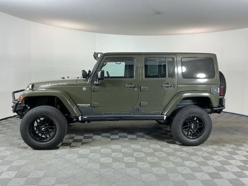 Used 2015 Jeep Wrangler Unlimited Rubicon w/ Katzkin Premium Leather Group AWD/4WD image 8