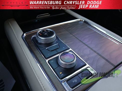 Used 2021 Ford Expedition Max Platinum image 25