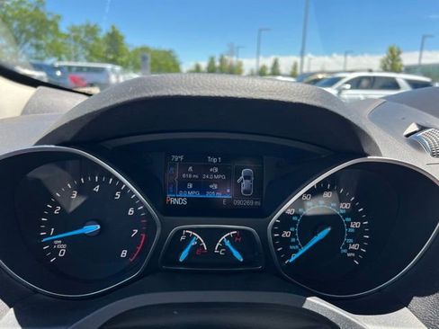 Used 2015 Ford Escape SE w/ SE Chrome Package FWD image 11