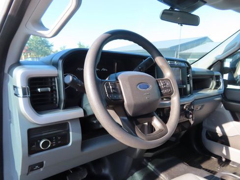 Used 2023 Ford F250 XL w/ 360-Degree Camera Package AWD/4WD image 28