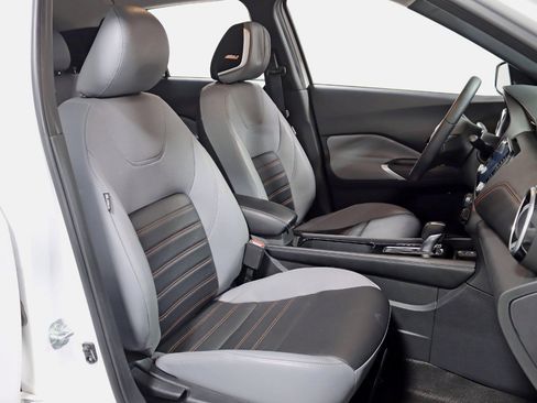 Used 2023 Nissan Kicks SR w/ SR Premium Package FWD image 26