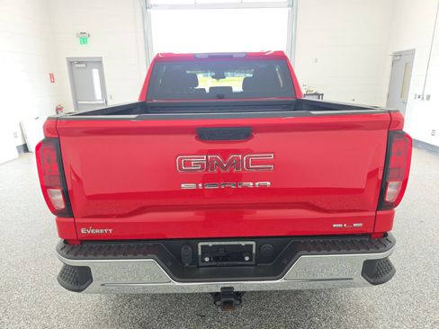 Used 2024 GMC Sierra 1500 SLE AWD/4WD image 4