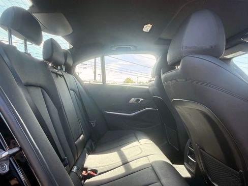 Used 2021 BMW 330i xDrive Sedan w/ Convenience Package image 32