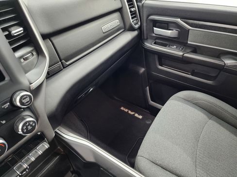 Used 2022 RAM 2500 Big Horn w/ Night Edition AWD/4WD image 13
