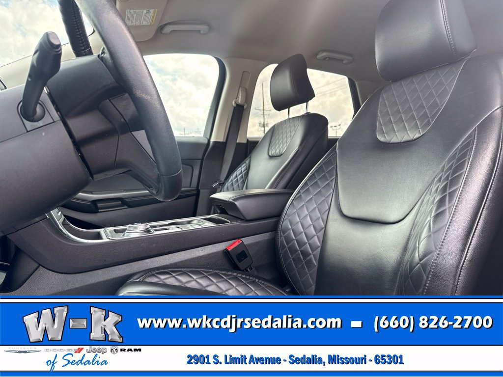 Used 2024 Ford Edge Titanium AWD/4WD image 19
