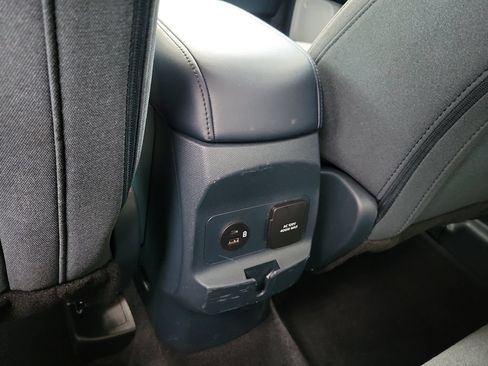 Used 2023 Ford Maverick XLT FWD image 13