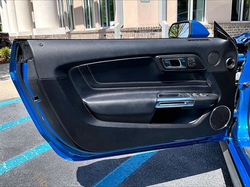 Used 2021 Ford Mustang GT Premium w/ Equipment Group 401A image 19