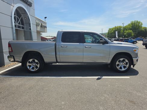 Used 2022 RAM 1500 Big Horn AWD/4WD image 2