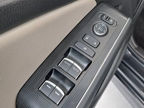 Used 2024 Honda Civic Touring image 21