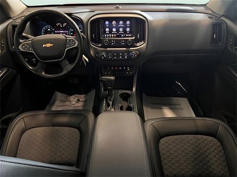 Used 2020 Chevrolet Colorado Z71 image 16