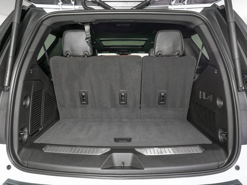 Used 2026 GMC Yukon Denali Ultimate w/ LPO, Floor Liner Package image 13