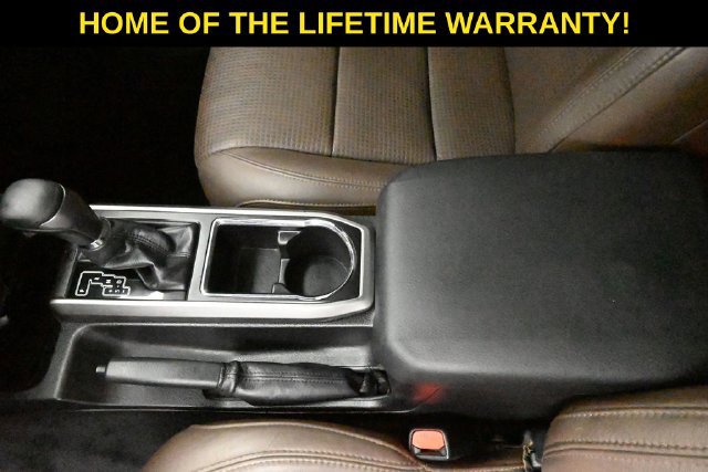 Used 2016 Toyota Tacoma Limited w/ Towing Package AWD/4WD image 29