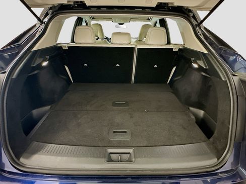 Used 2024 Nissan Ariya AWD image 30