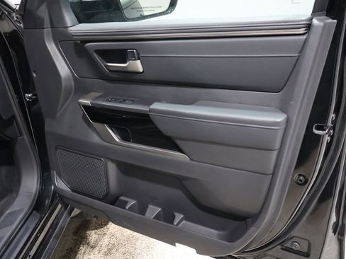 Used 2024 Toyota Tundra Limited image 24