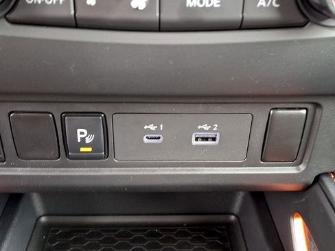 Used 2025 Nissan Frontier PRO-4X w/ Interior Protection Package AWD/4WD image 23