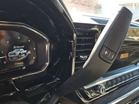 New 2026 GMC Sierra 3500 SLT w/ SLT Premium Package image 20