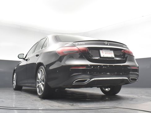 Used 2021 Mercedes-Benz E 450 4MATIC Sedan w/ Premium Package image 21