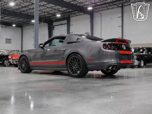 Used 2014 Ford Mustang Shelby GT500 w/ Equipment Group 821A image 22