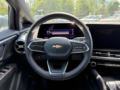 New 2026 Chevrolet Equinox EV LT FWD image 62