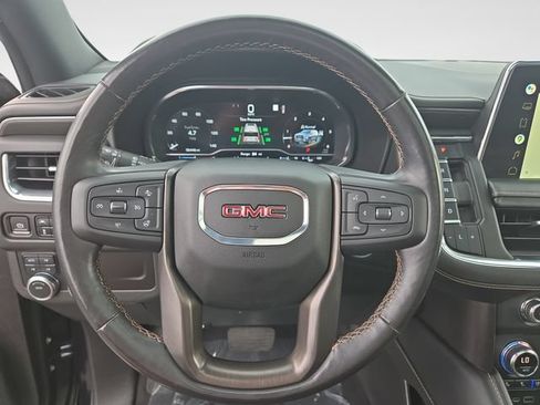 Used 2022 GMC Yukon XL AT4 w/ Technology Package AWD/4WD image 21