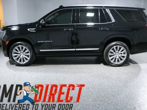 Used 2023 GMC Yukon Denali AWD/4WD image 10