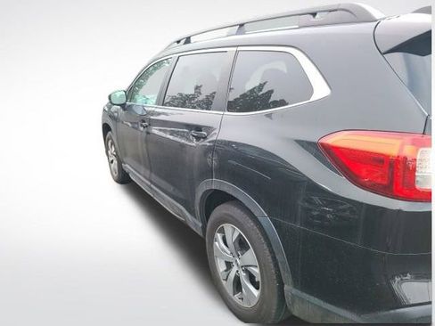 Used 2024 Subaru Ascent Premium w/ Convenience Package image 8