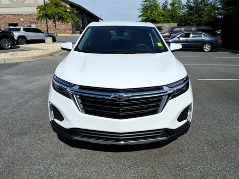 Used 2024 Chevrolet Equinox LT FWD image 2