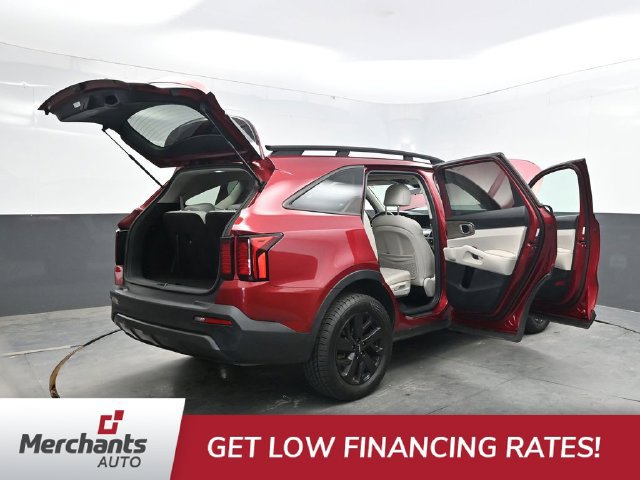 Used 2022 Kia Sorento S w/ Panoramic Sunroof Package AWD/4WD image 56