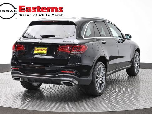Used 2022 Mercedes-Benz GLC 300 4MATIC w/ AMG Line image 5