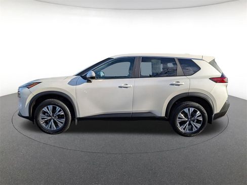 Used 2022 Nissan Rogue SV image 8