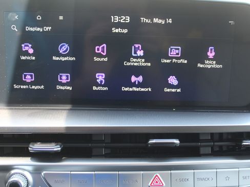 Certified 2024 Kia Telluride S w/ S Sunroof Package FWD image 49