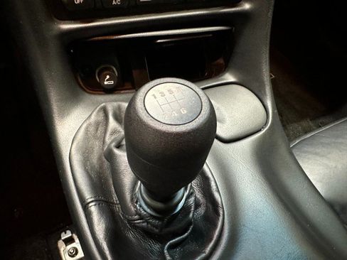 Used 2001 Chevrolet Corvette Z06 RWD image 38