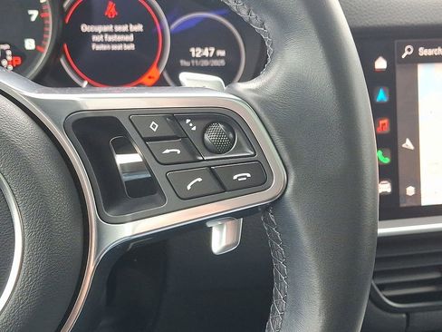 Used 2023 Porsche Cayenne S image 26