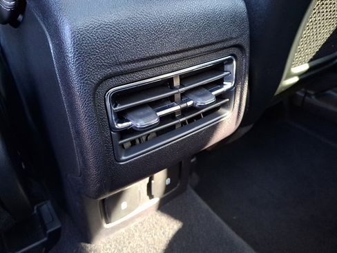 Used 2023 Lincoln Corsair AWD w/ Equipment Group 101A image 11
